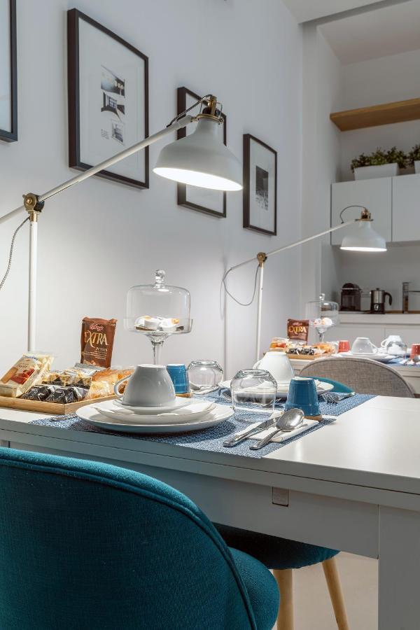 Starhost - Petit B&B ซาแลร์โน ภายนอก รูปภาพ