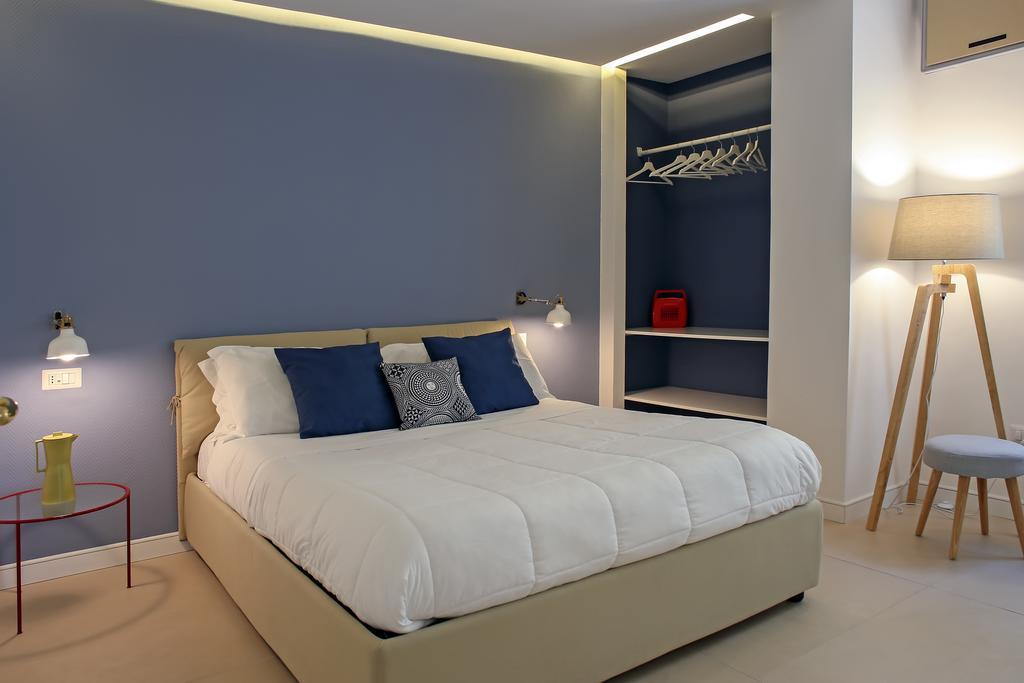 Starhost - Petit B&B ซาแลร์โน ภายนอก รูปภาพ