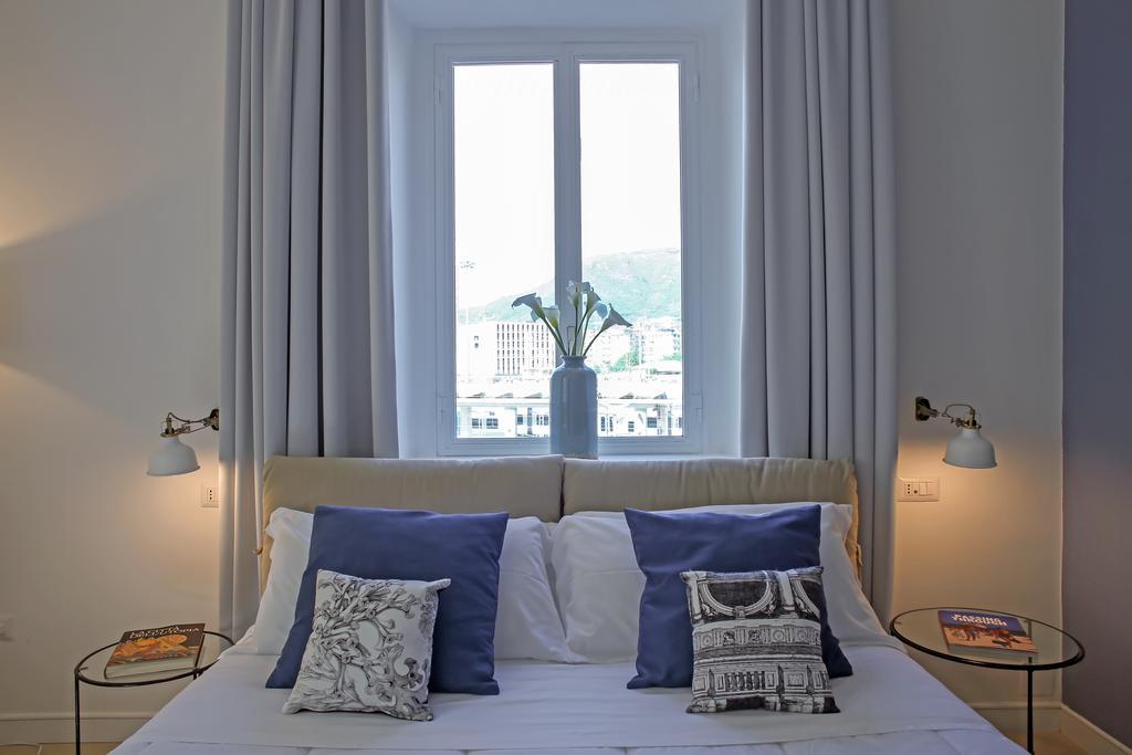 Starhost - Petit B&B ซาแลร์โน ภายนอก รูปภาพ