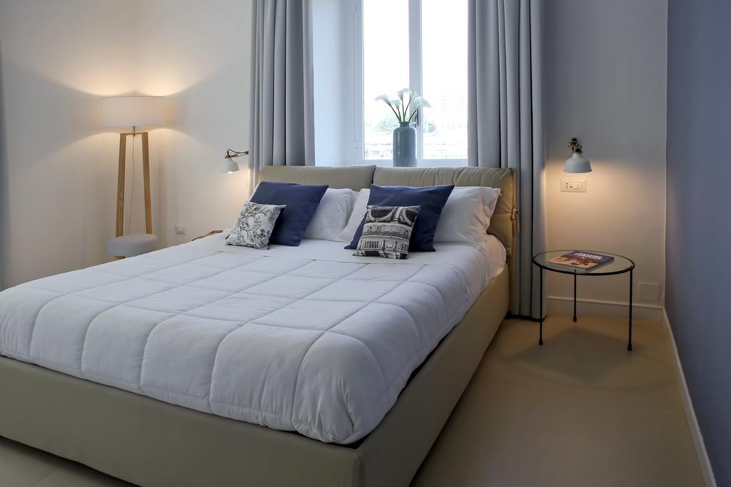 Starhost - Petit B&B ซาแลร์โน ภายนอก รูปภาพ