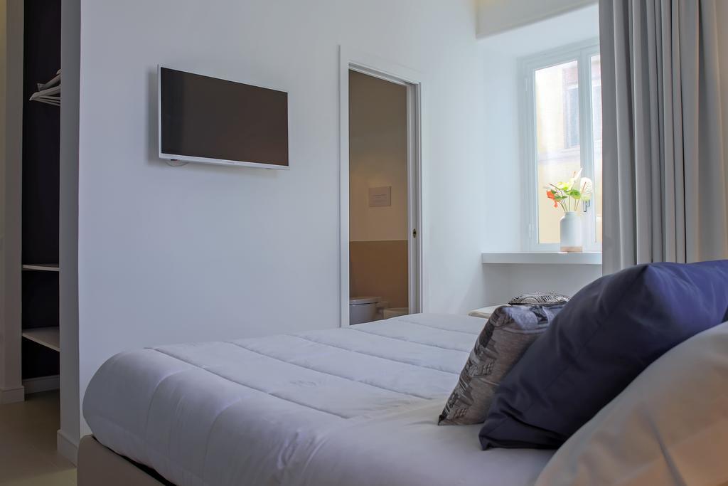 Starhost - Petit B&B ซาแลร์โน ภายนอก รูปภาพ