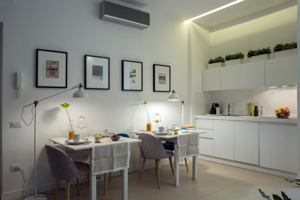 Starhost - Petit B&B ซาแลร์โน ภายนอก รูปภาพ